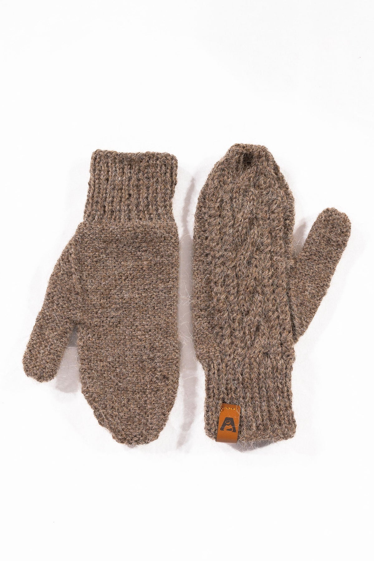Wayra Cable Mittens
