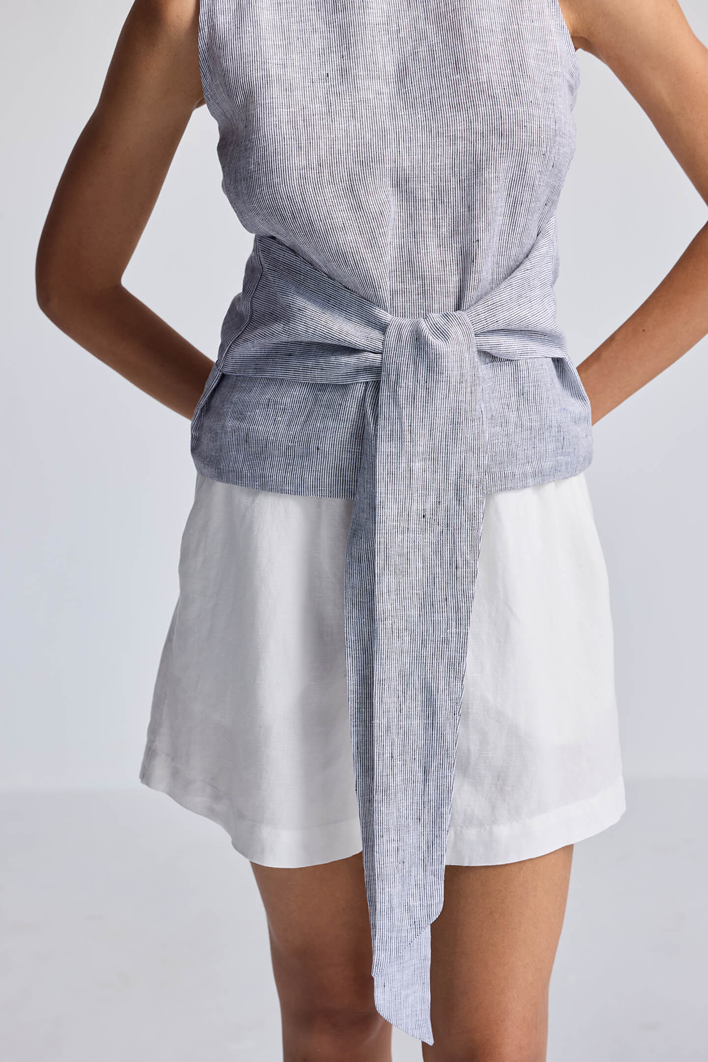 Front-tie Top in Linen Stripes Closeup