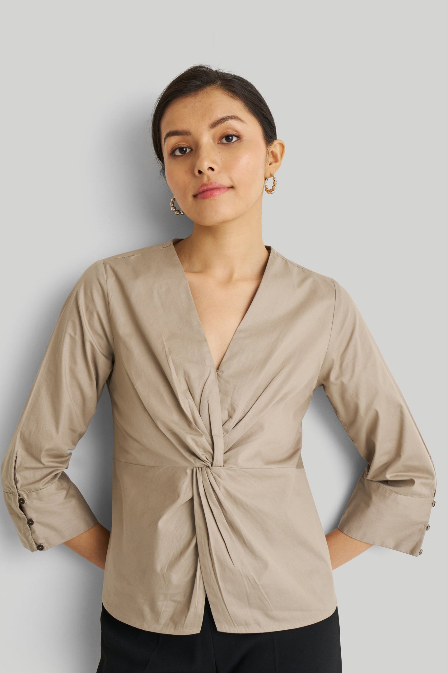 Front Twist Ecru Top 01