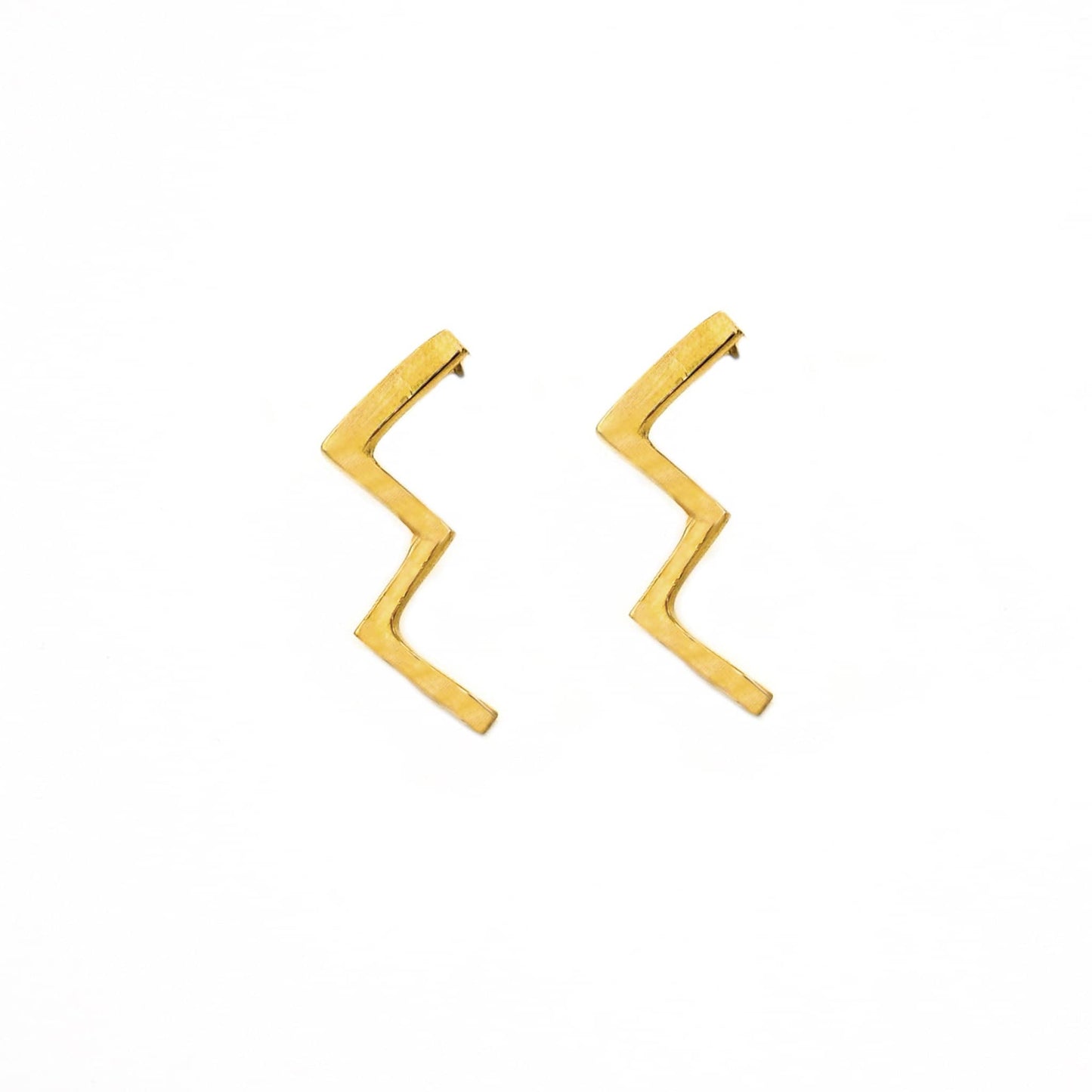 Taji brass zig-zag post earrings flat lay — Ecodunia