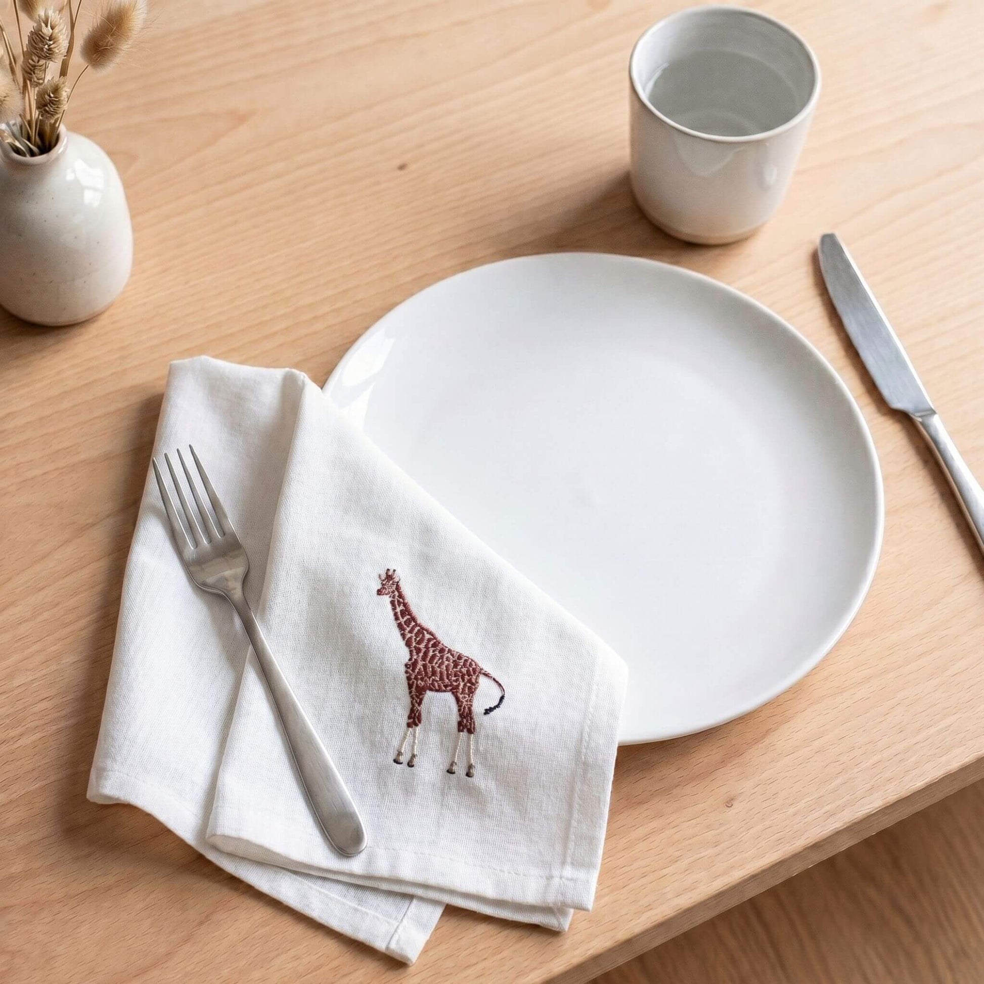 African Wildlife Embroidered Cotton Napkins - Handmade #animals_giraffe