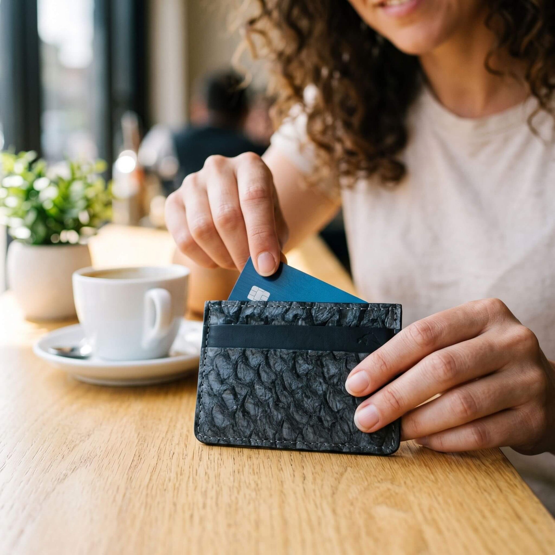 Fish Card Holder Wallet, Unisex Leather Card Case - EcoDunia #color_gray