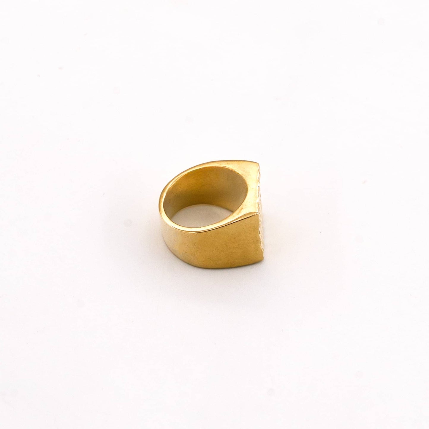 Hammered Square Signet Ring | Guna