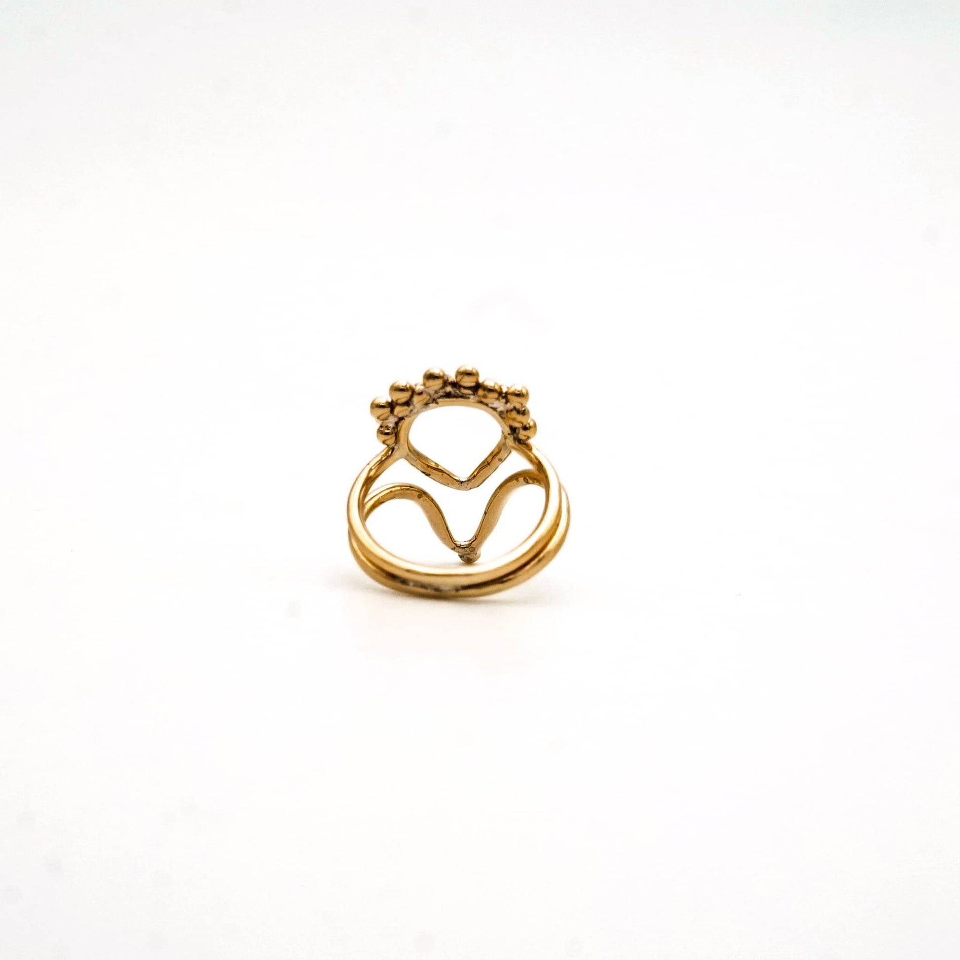 Brass Crown V-Shape Ornate Ring | Hela - Ecodunia