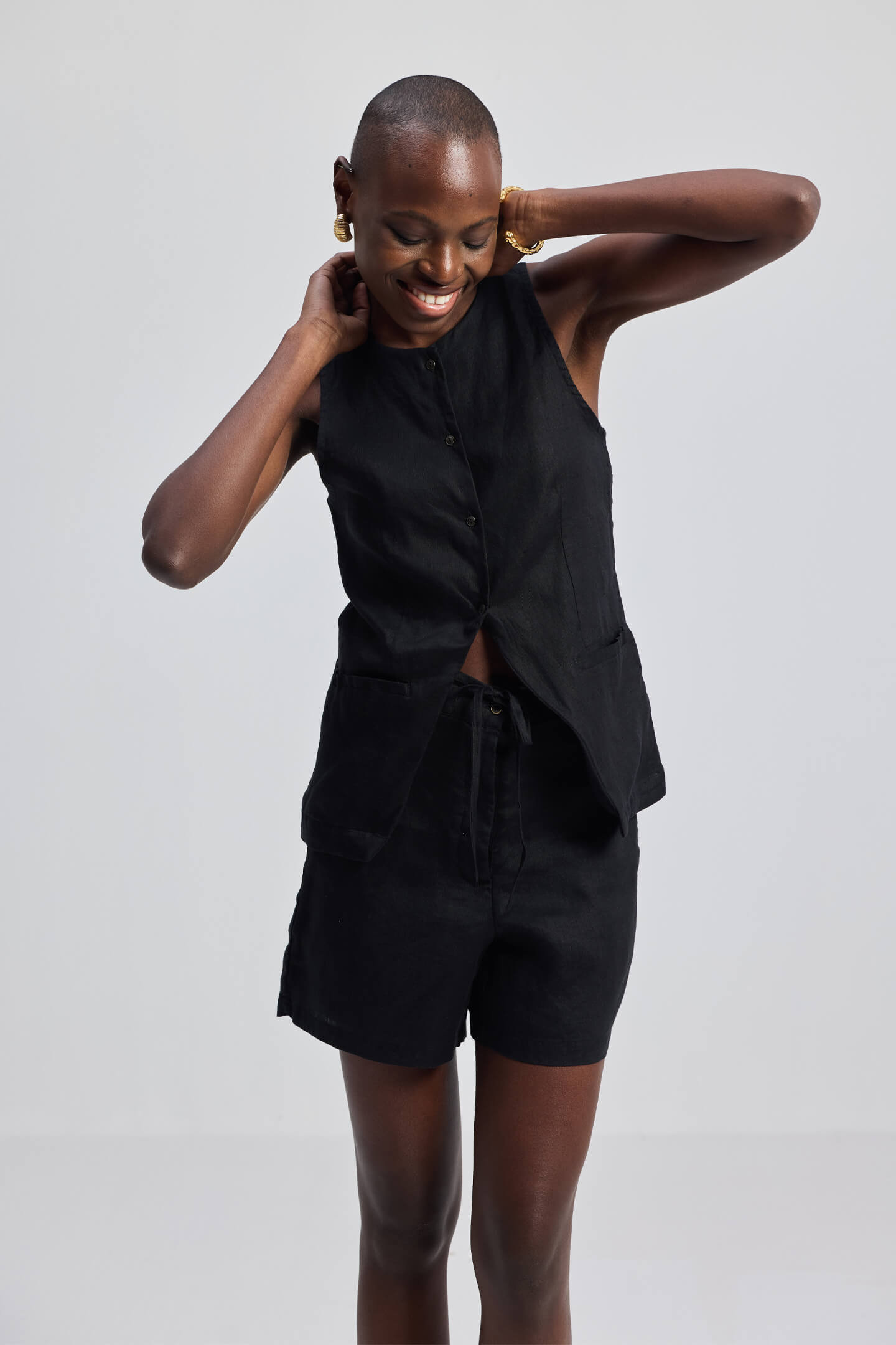 Hemp Vest Jacket in Black Moodshot