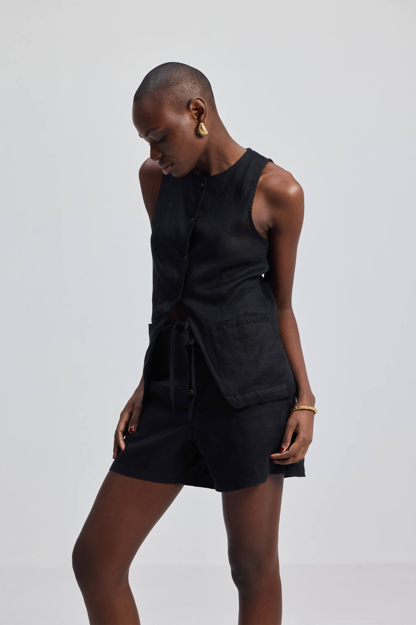 Hemp Vest Jacket in Black Front
