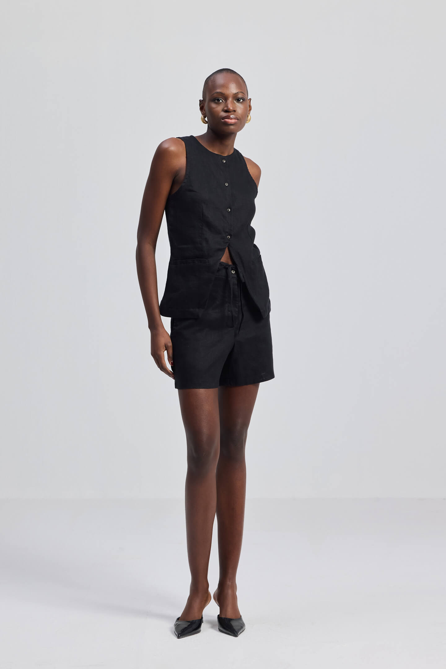 Hemp Vest Jacket in Black Front
