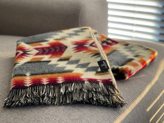 Secoya Throw Blanket - Campfire Ash