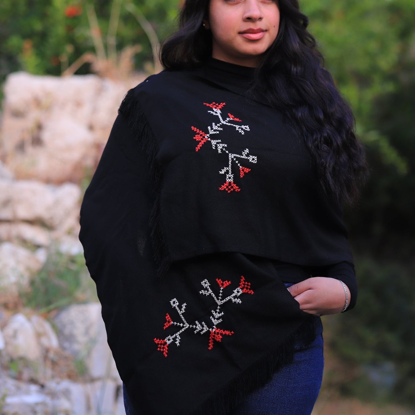 Tatreez Shawl - Black