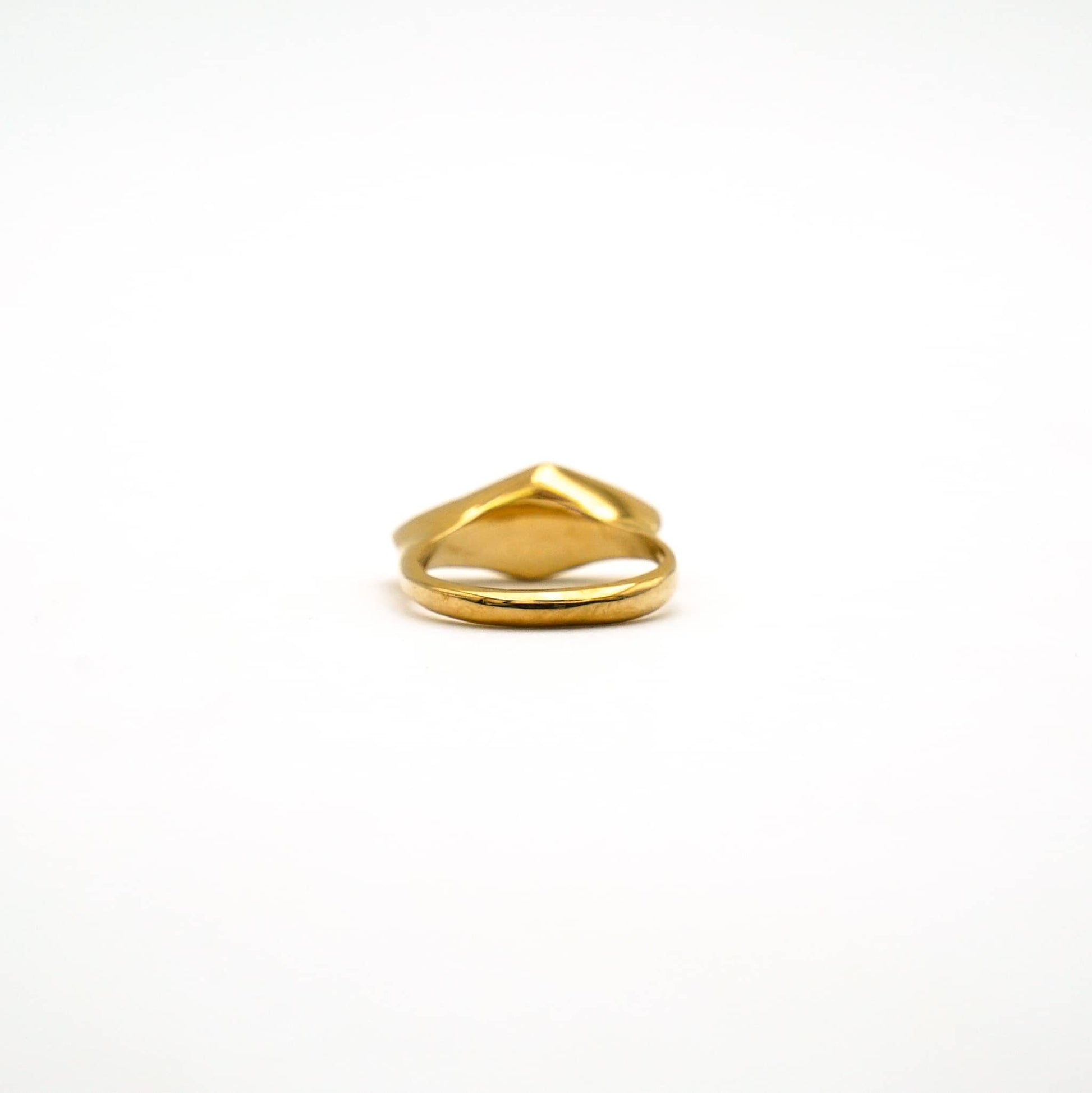 Brass Diamond Signet-Style Ring | Kata Ecodunia