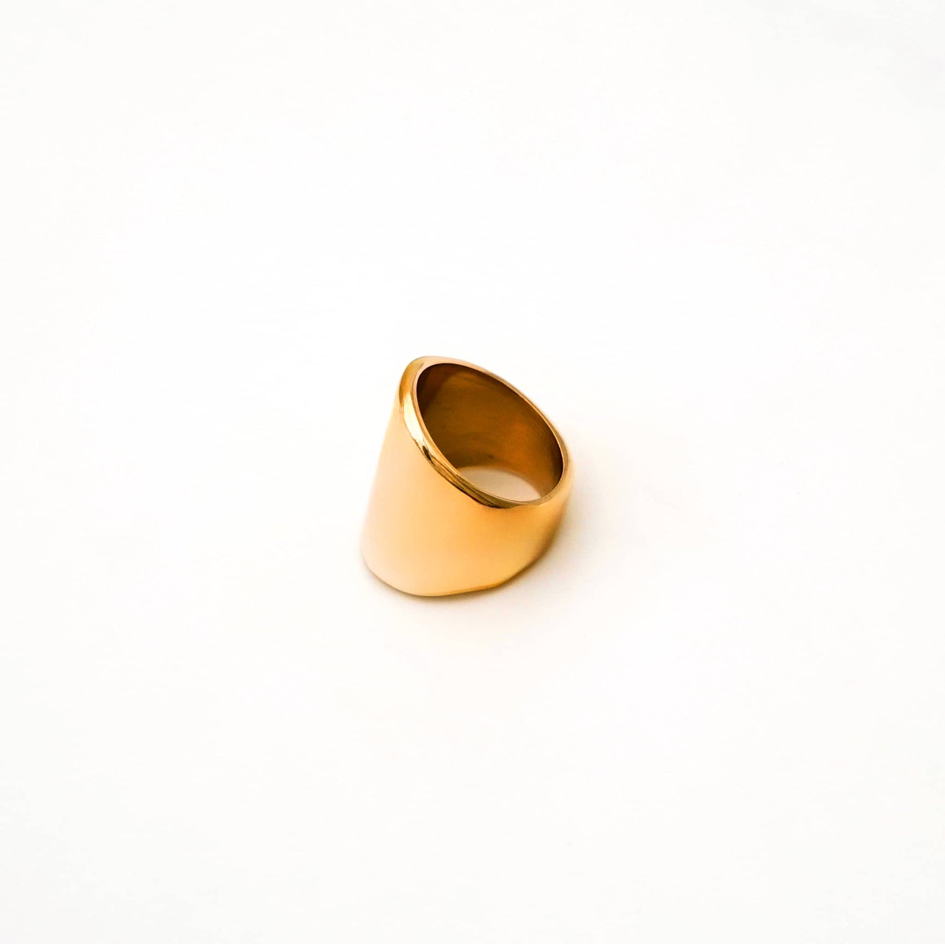 Kisa Brass Concave Ring