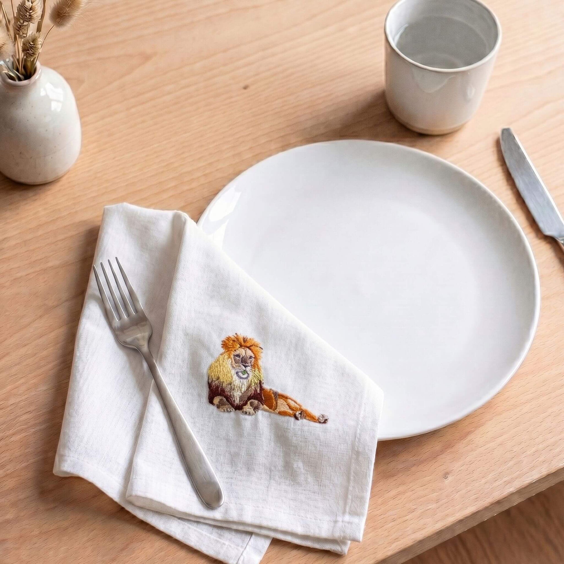 African Wildlife Embroidered Cotton Napkins - Handmade #animals_lion
