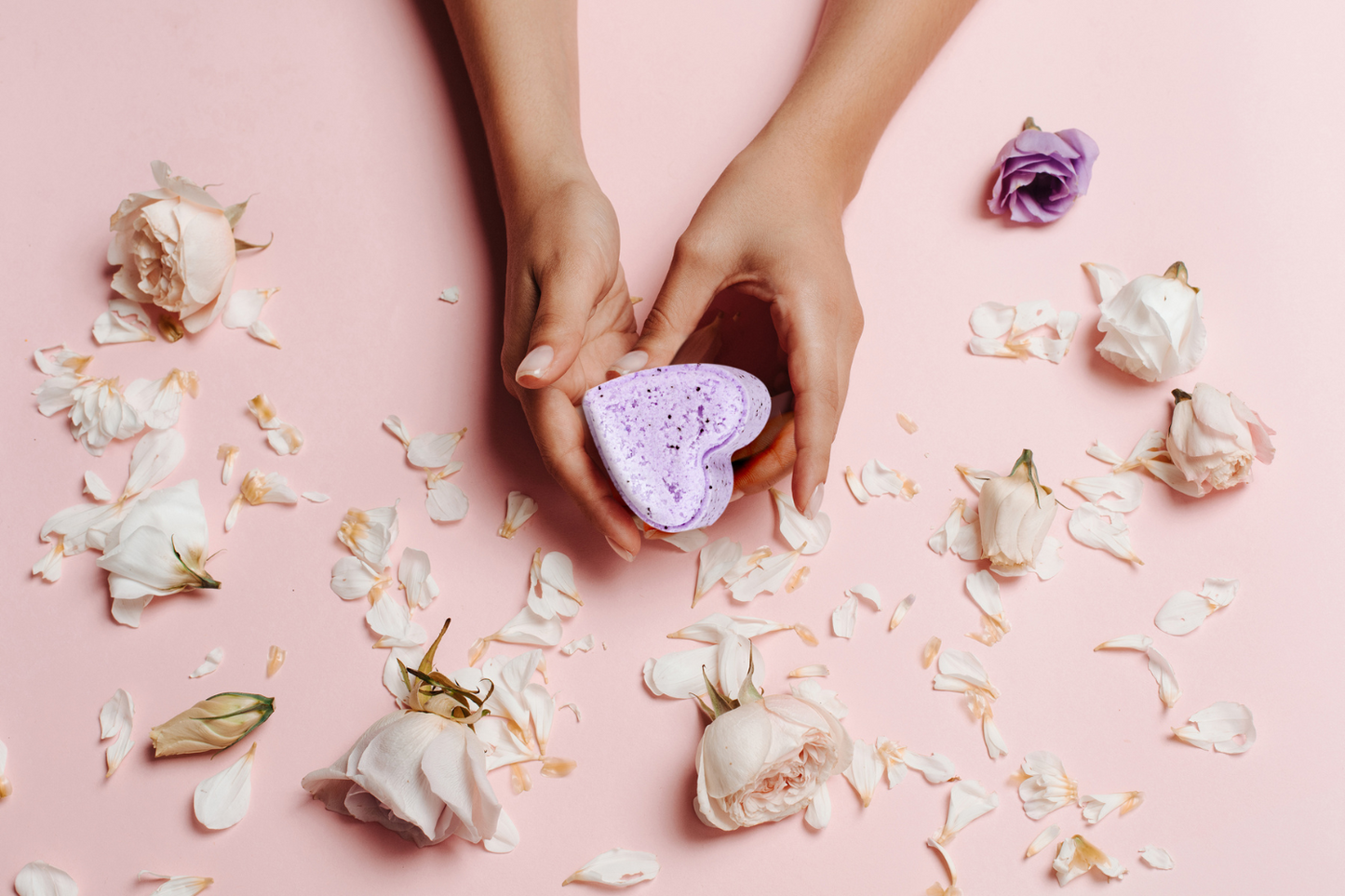 PRODUCT OF THE MONTH SUBSCRIPTION for WOMEN - Will be shipped every month for one year