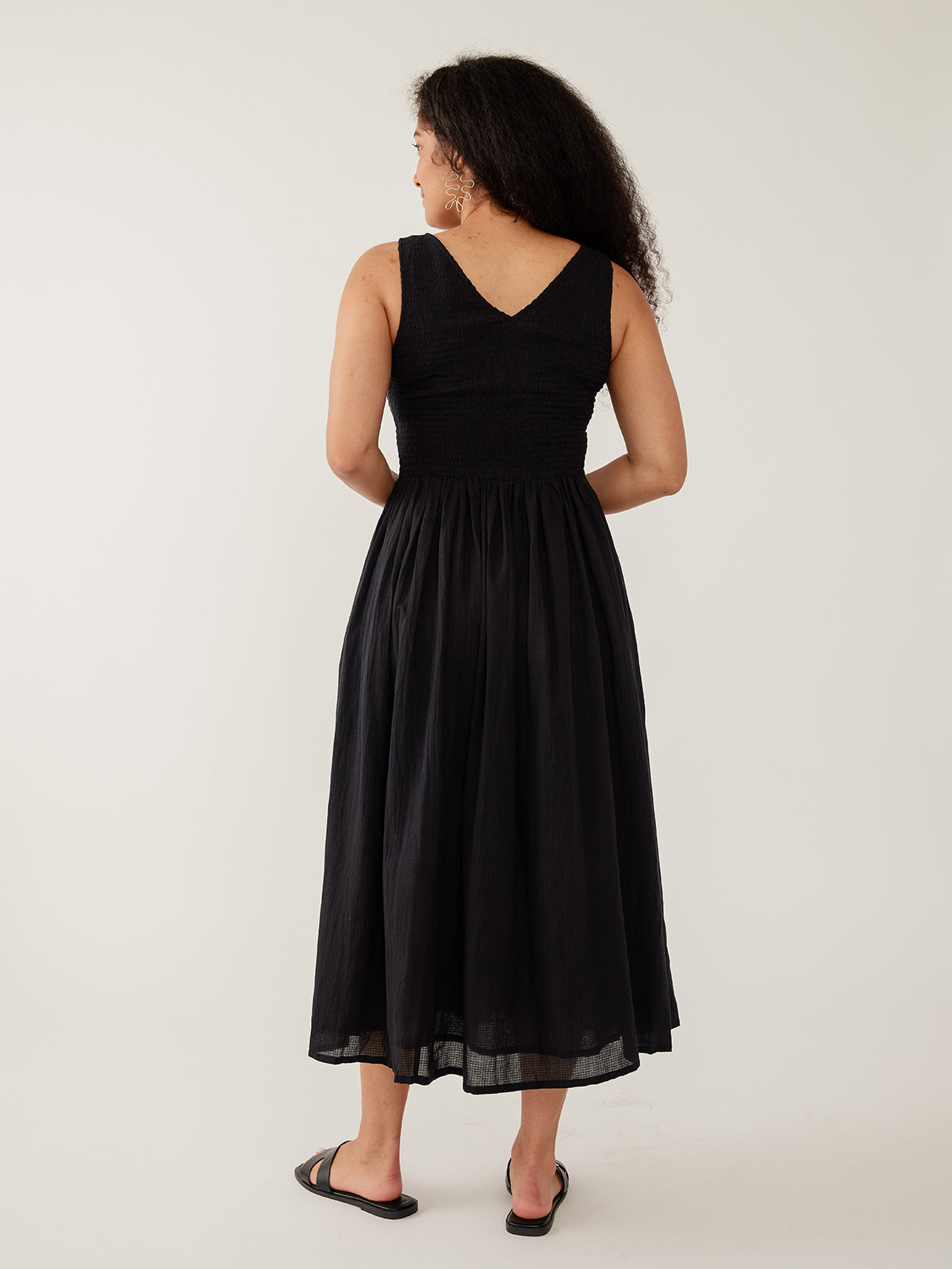 Lily V-Neck Sleeveless Dress - Black Textured Check