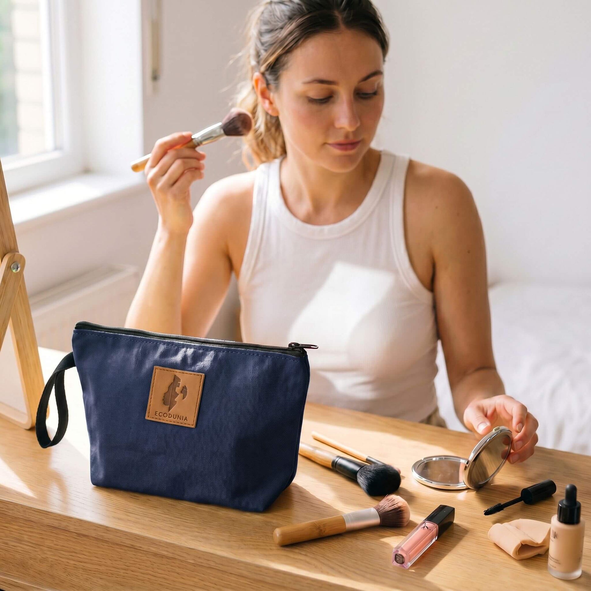 Ren Canvas Makeup Bag Ecodunia #color_navy-blue