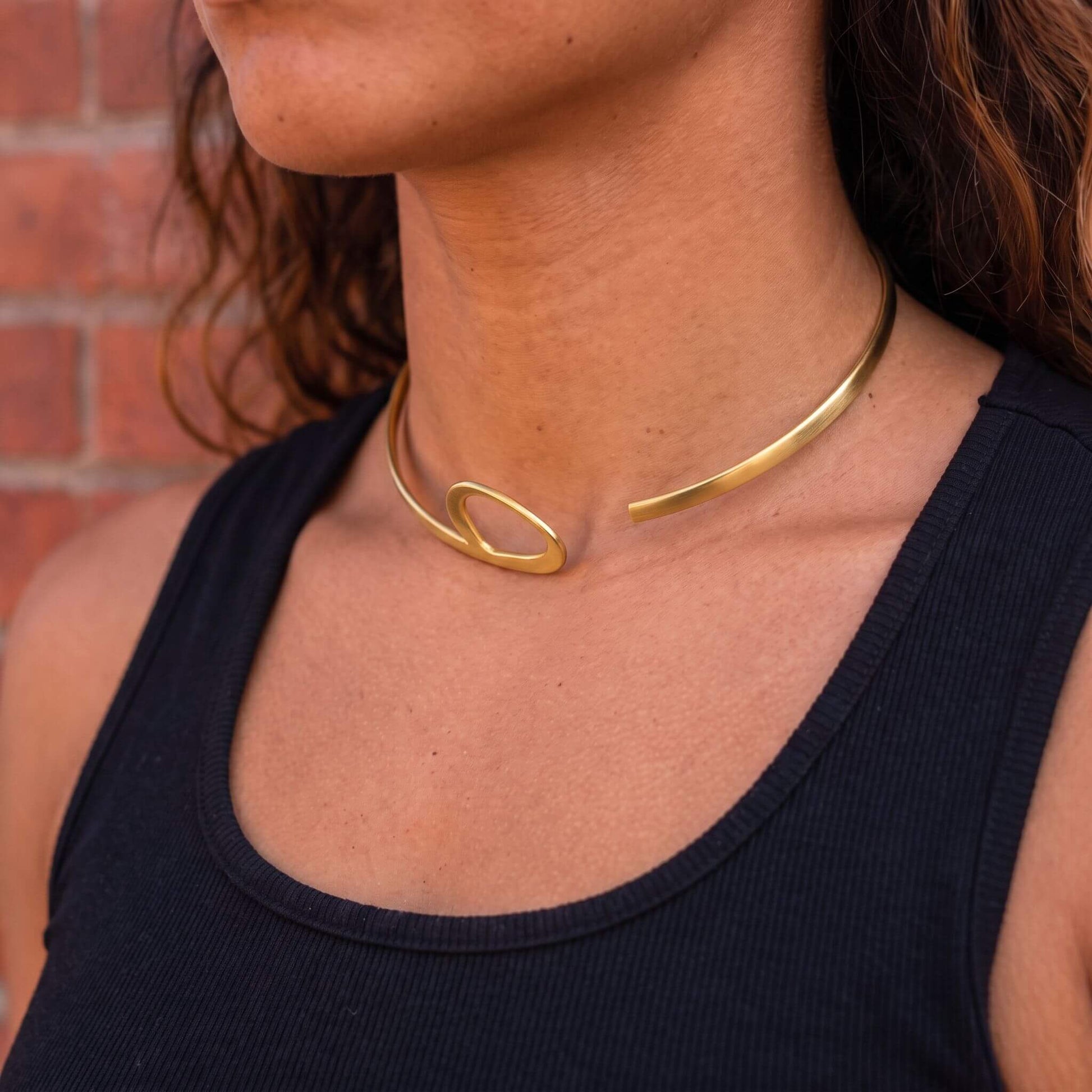 Open Loop Brass Collar Choker Necklace for Women | Pindu - EcoDunia