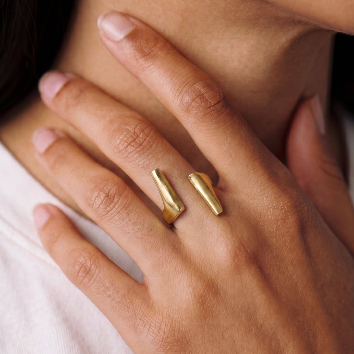 Double Petal Brass Statement Ring for Women | Umbo Ecodunia