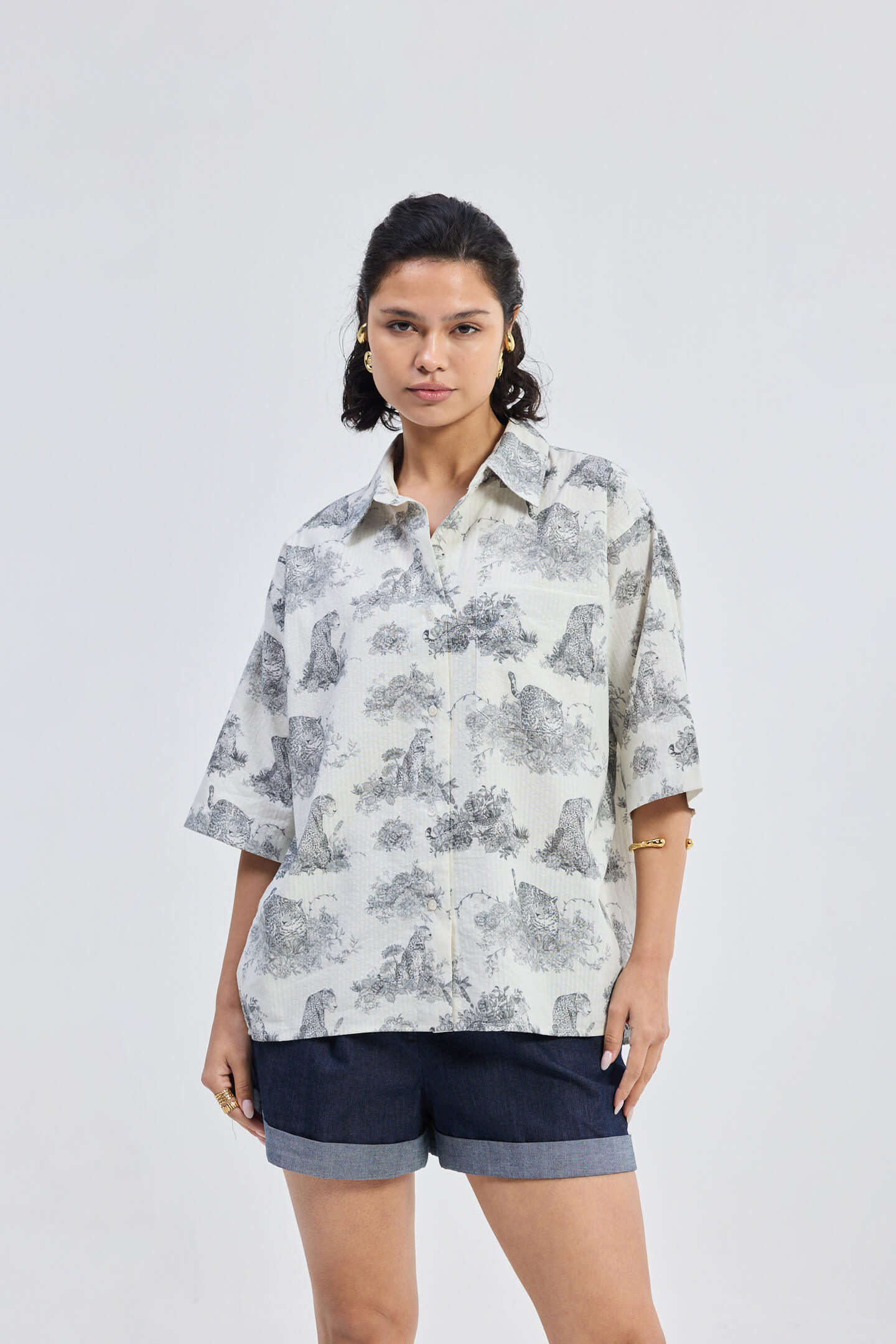 Oversized High-Low Shirt in Animal print