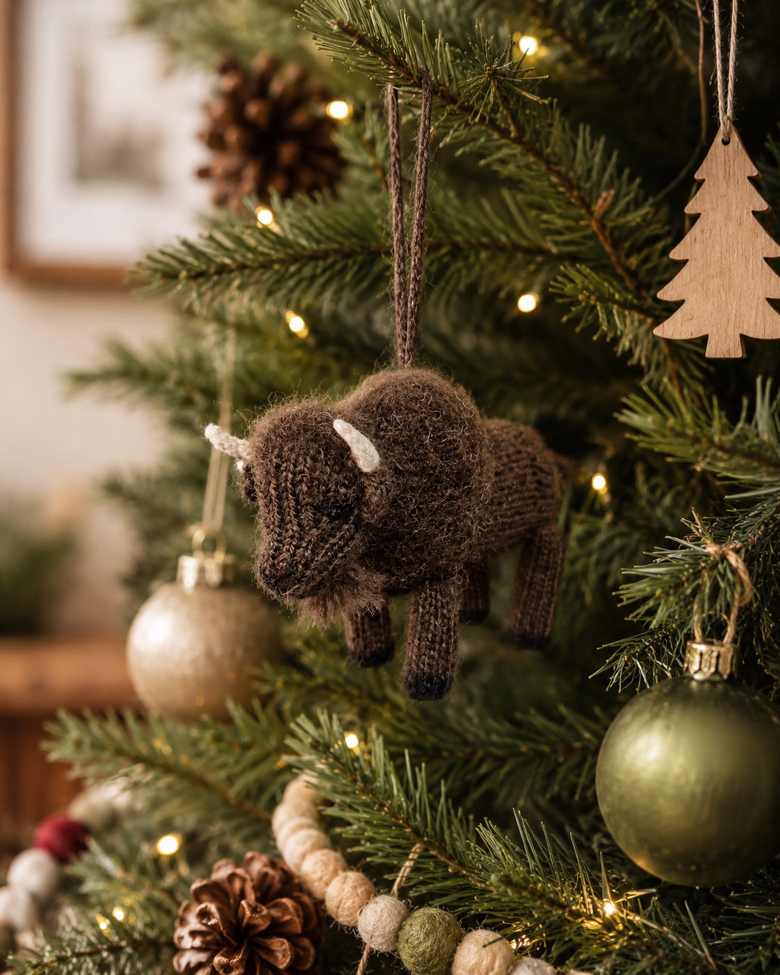 Bison Ornament (case pack of 6)