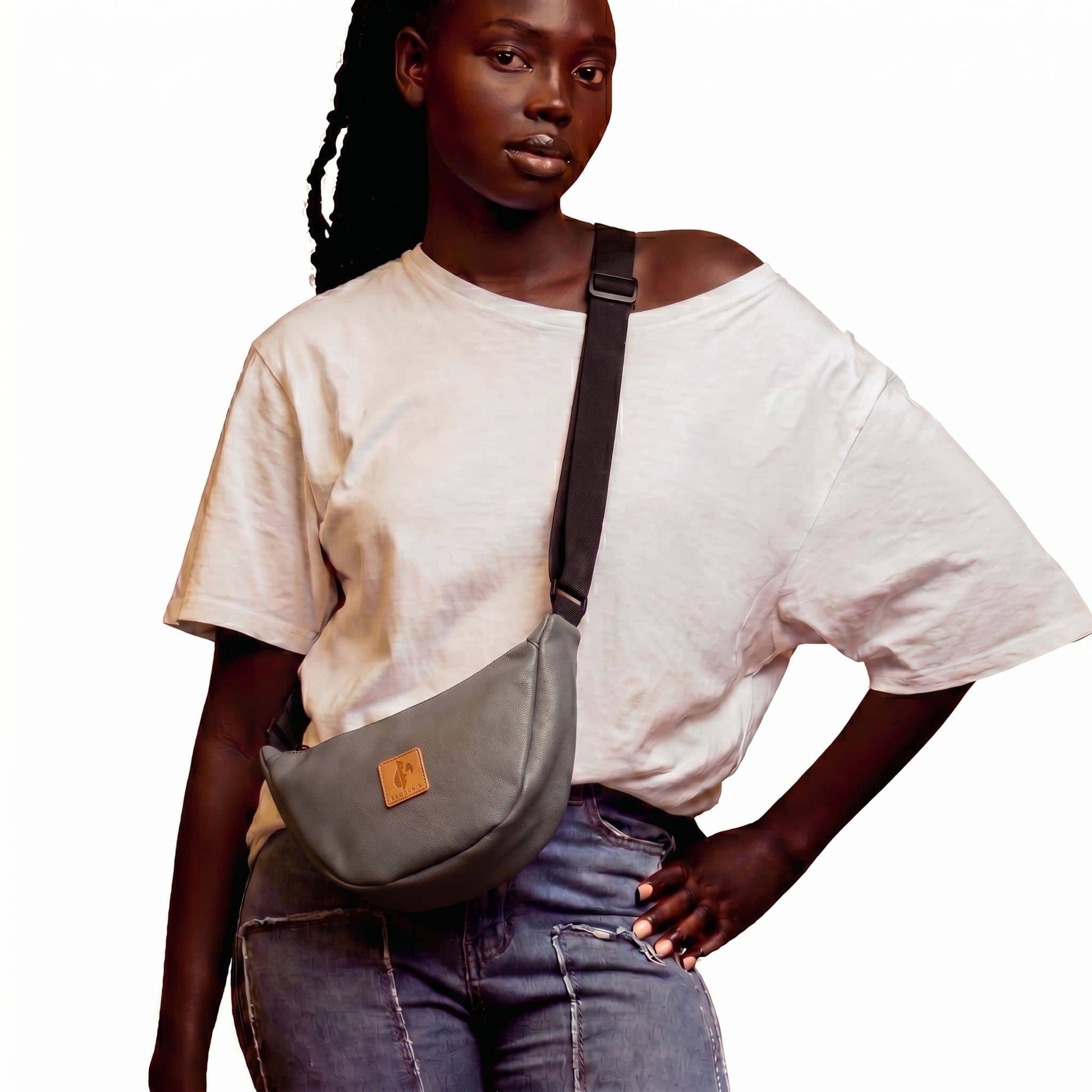 Gray Round Mini Shoulder Bag Ecodunia Vegan Leather Purse #color_gray