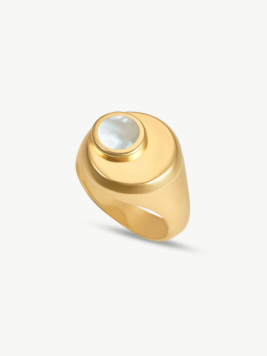 CRESSIDA MOON RING 18k Gold Plated - White Mother of Pearl