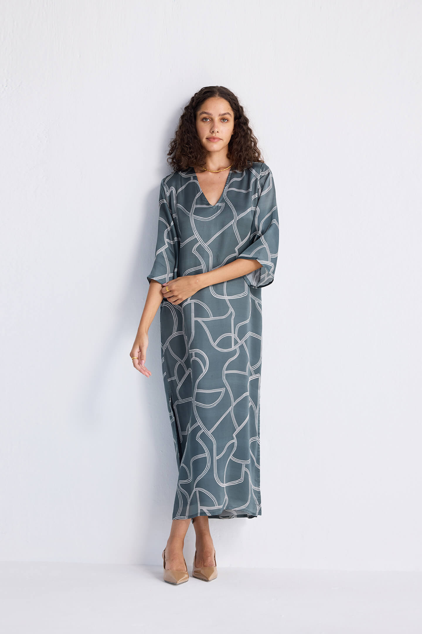 Maxi Dress with Side Slits in Abstract Stripes Long Short