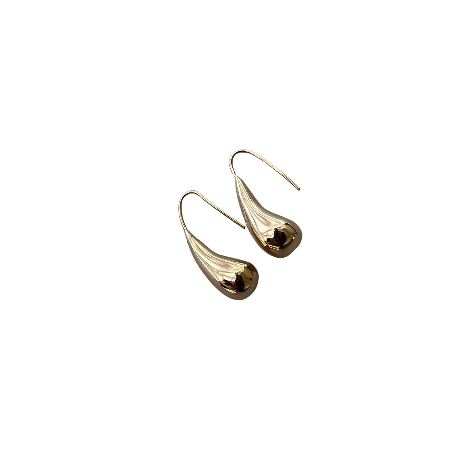 Sana solid brass teardrop drop earrings flat lay — Ecodunia