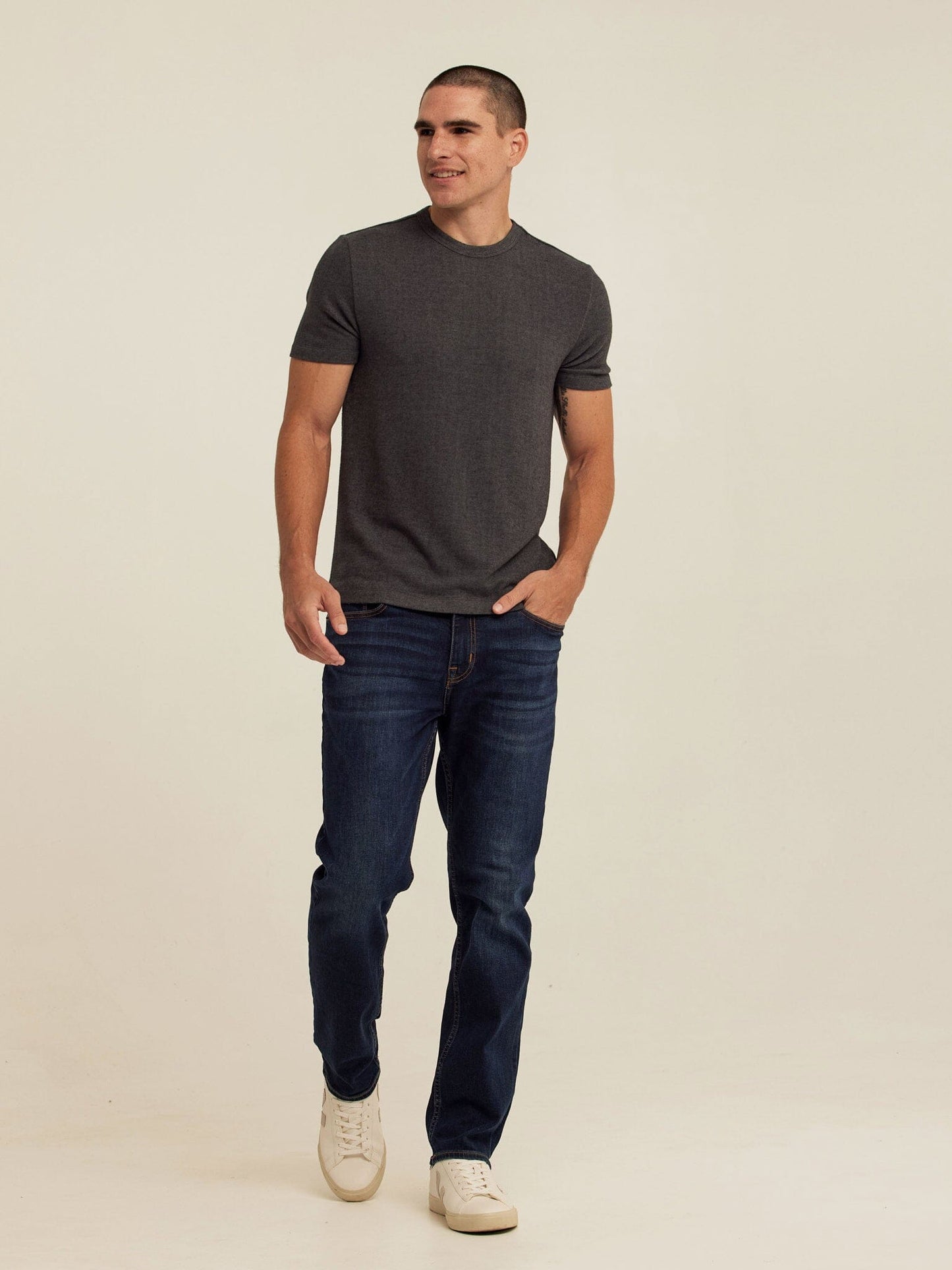 Gil Sweater Knit Short Sleeve Tee