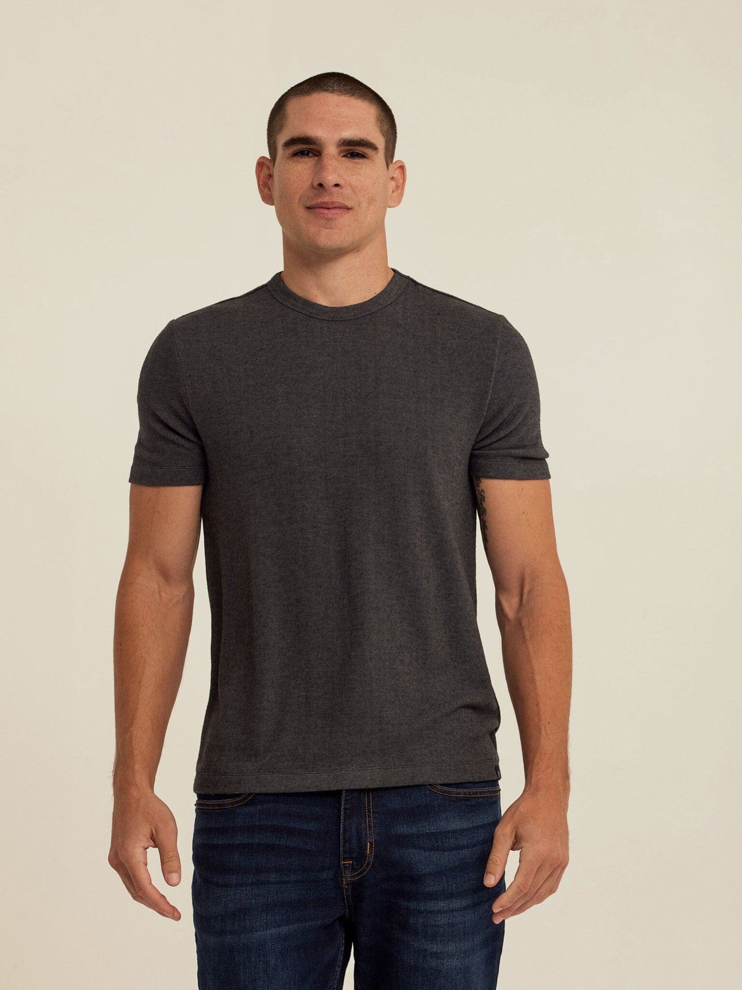Gil Sweater Knit Short Sleeve Tee