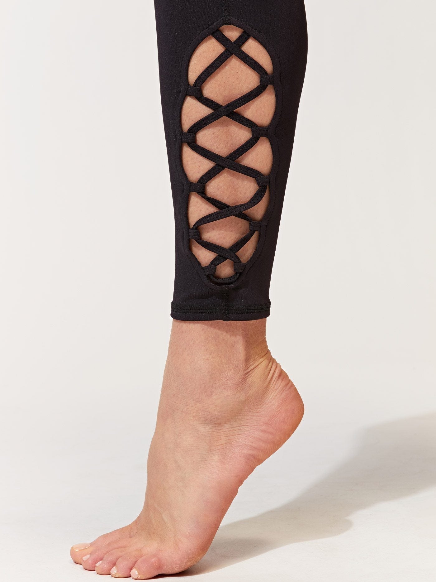 Lace Up High-Waisted 7/8 Legging
