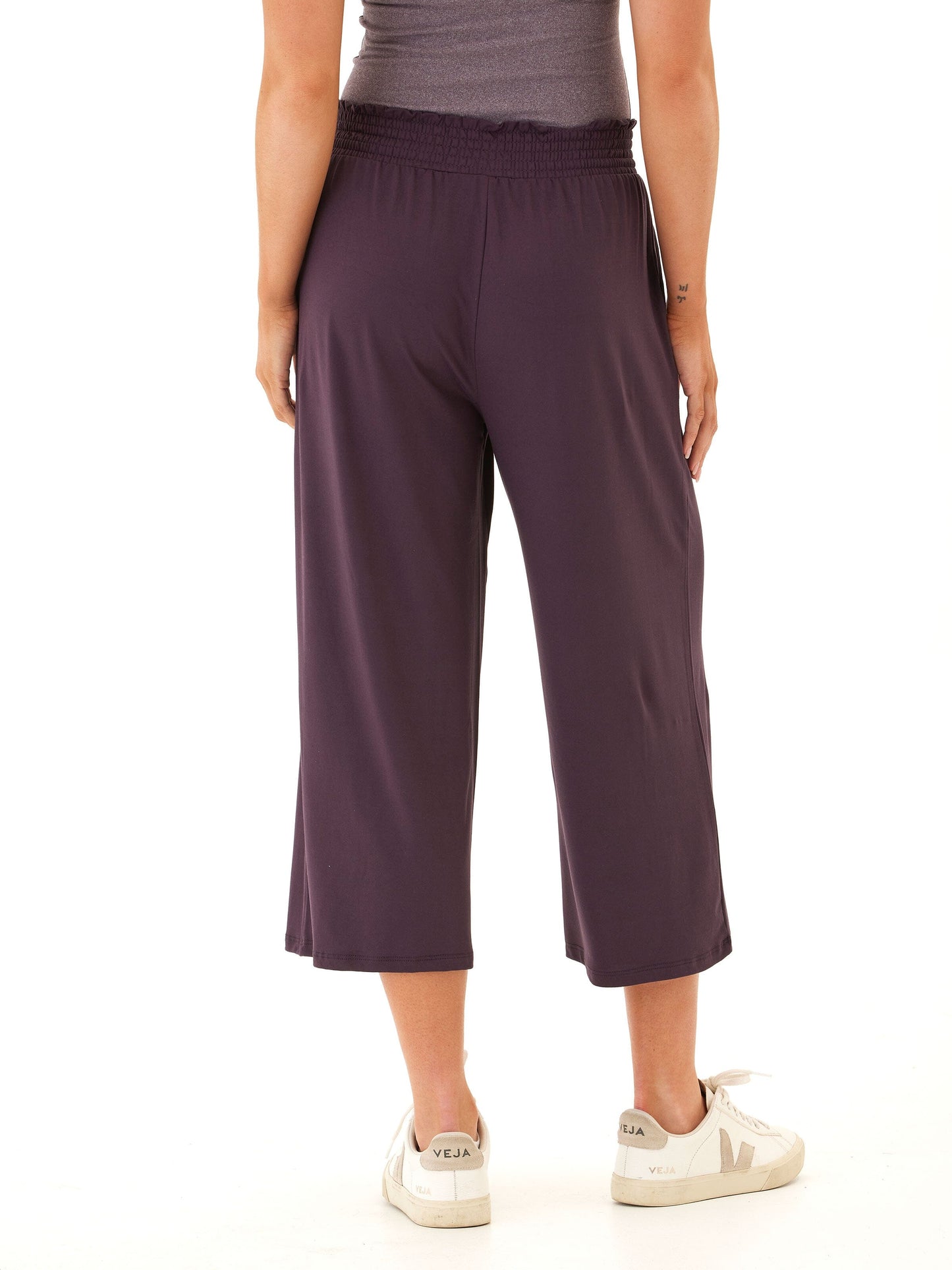 Giselle Luxe Jersey Wide Leg Capri Pant