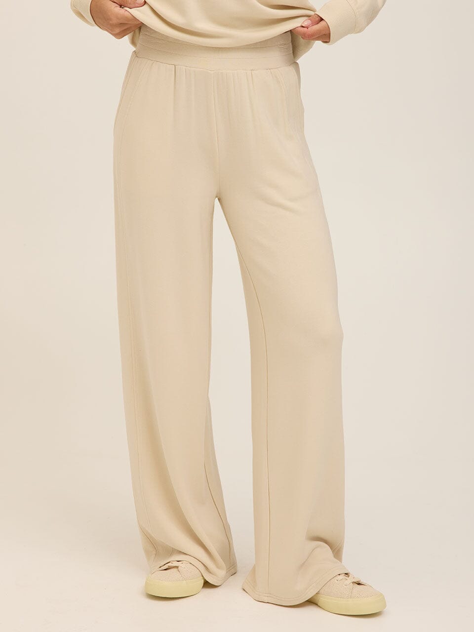 Core Feather Fleece Sweatpant