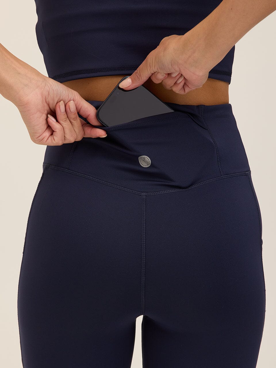 Sculpted Fit Legging