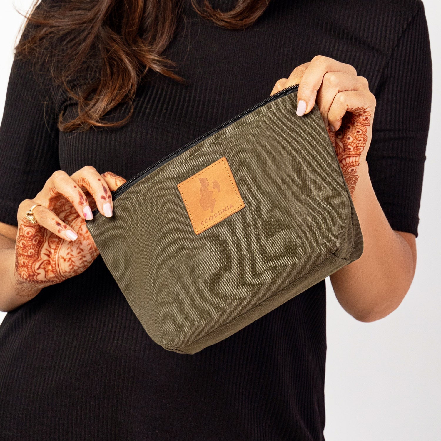 Ren Canvas Makeup Bag – Fair Trade Cosmetic & Toiletry Pouch #color_jungle-green