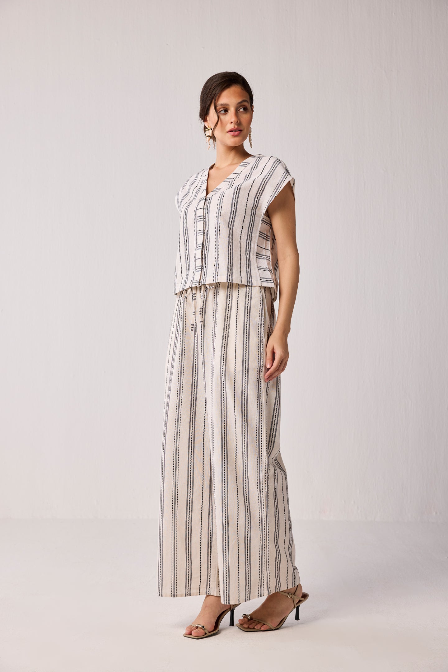 Striped Matching Set with Wide-Leg Pants and V-neck Top