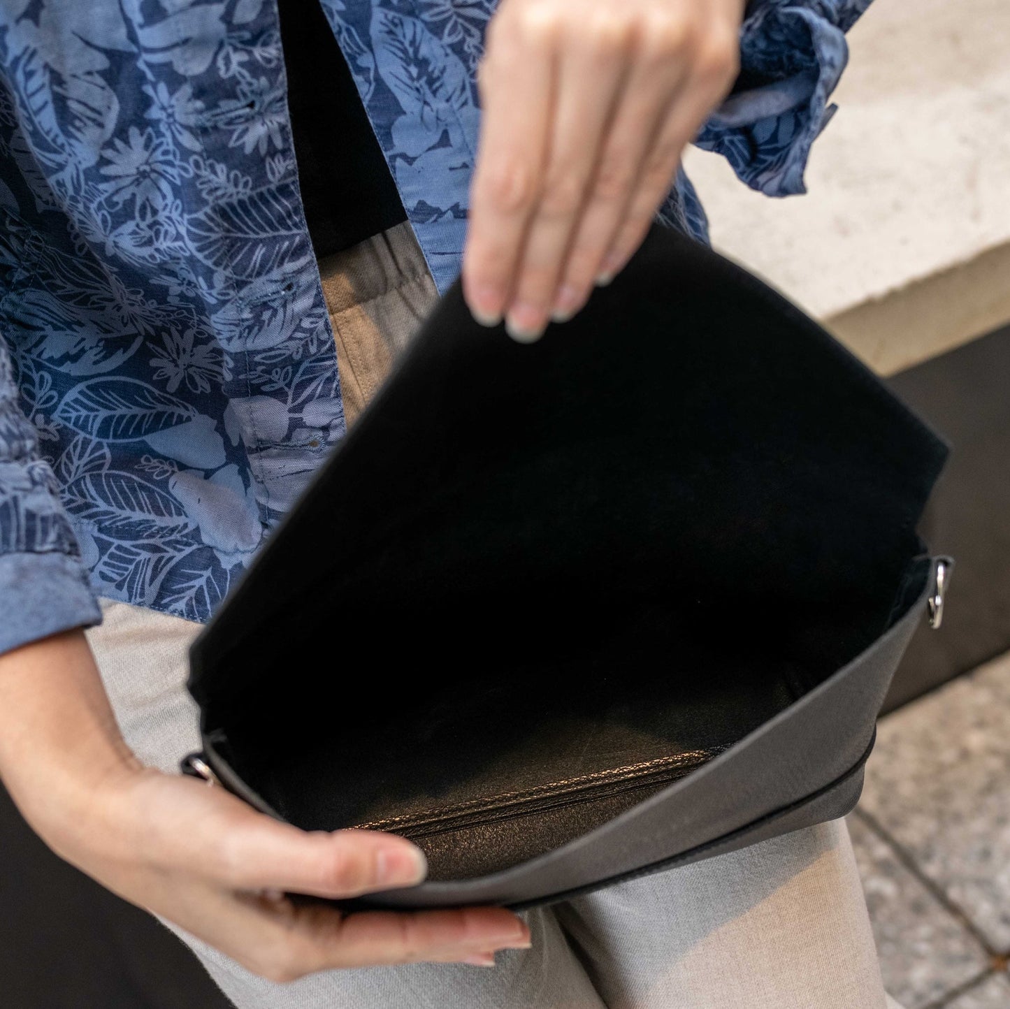 Kami Shoulder Bag