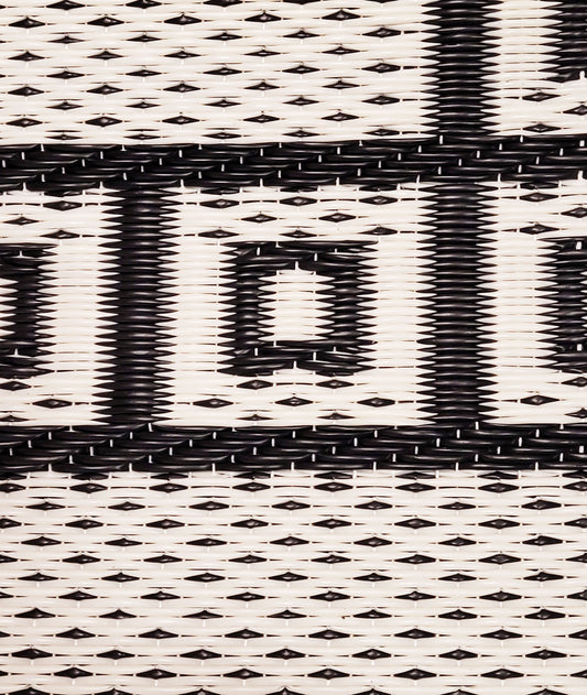 Border Black & White