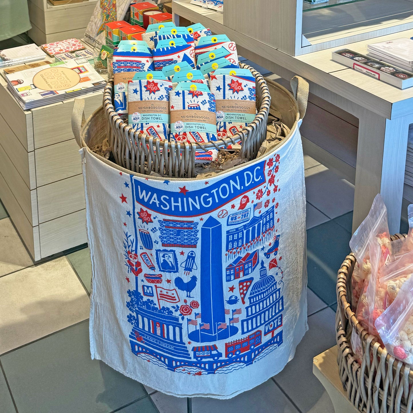 DC Landmarks Towel