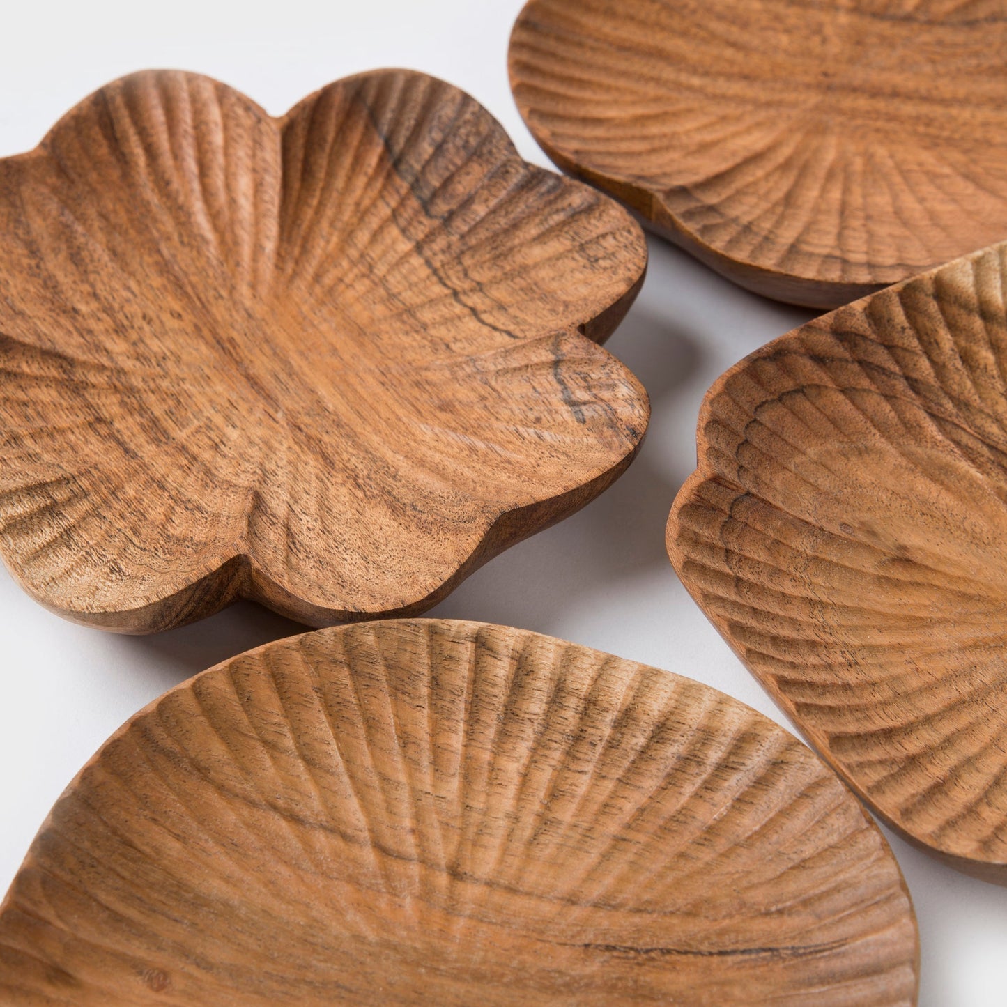 S/4 Handcarved Wooden Trinket Trays Gift Set