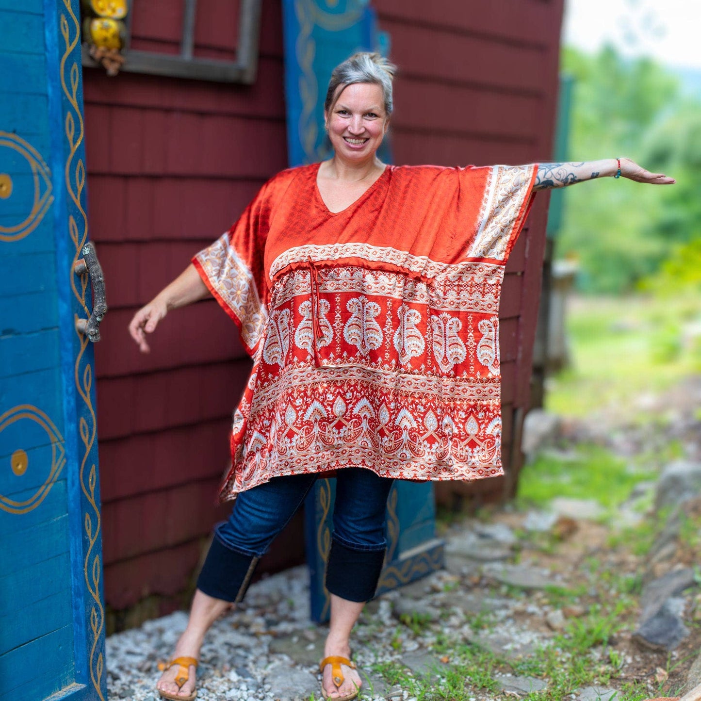 Seconds and Surplus Aanya Adjustable Short Kaftan