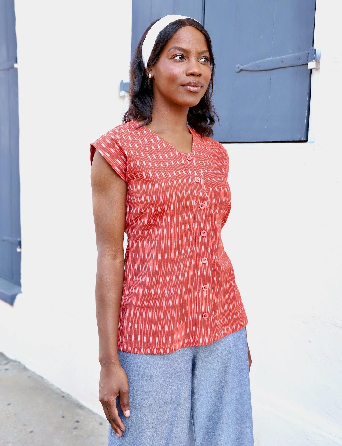 Aurora Button Top