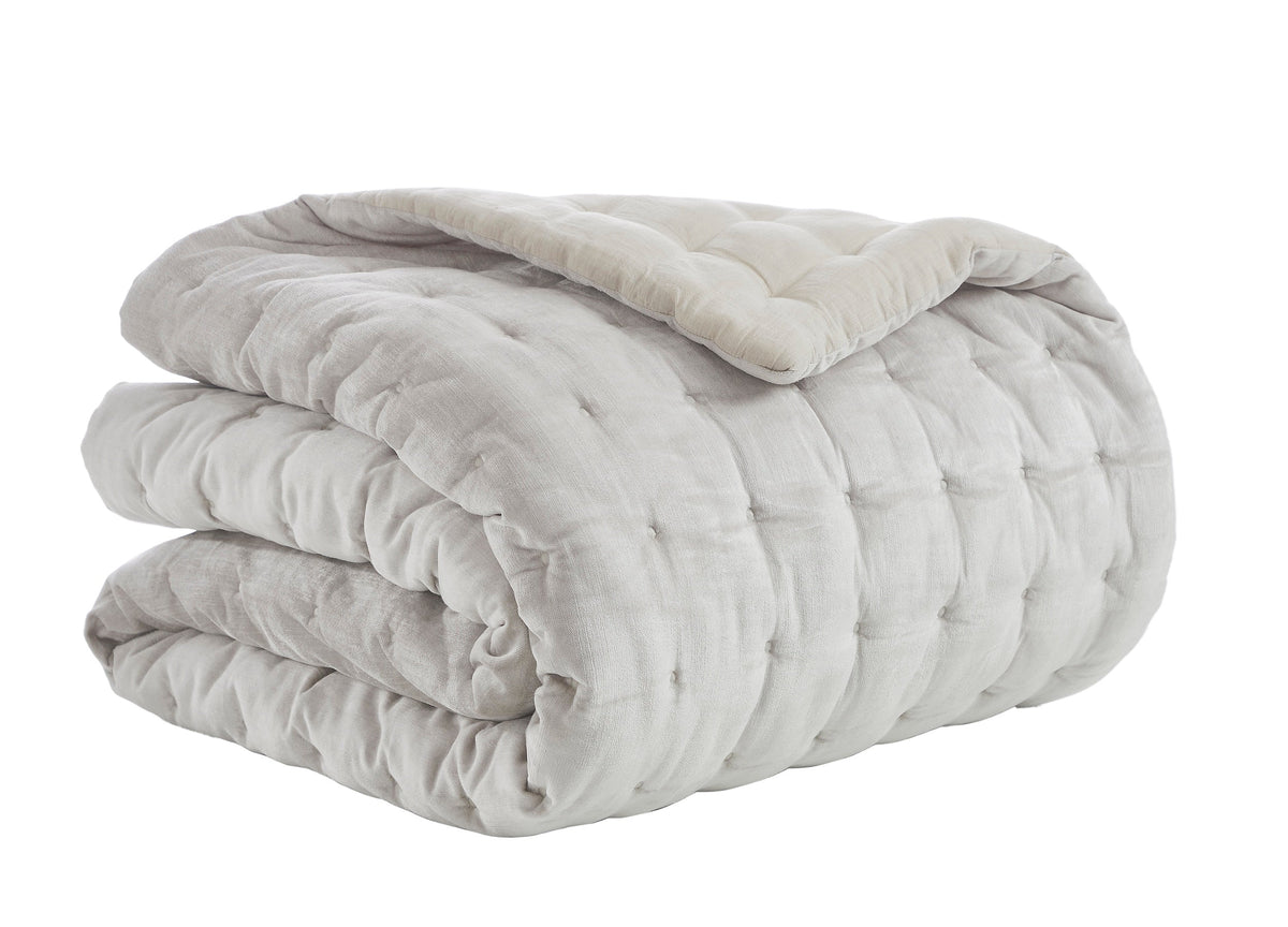 Bailey Tufted Velvet Quilt