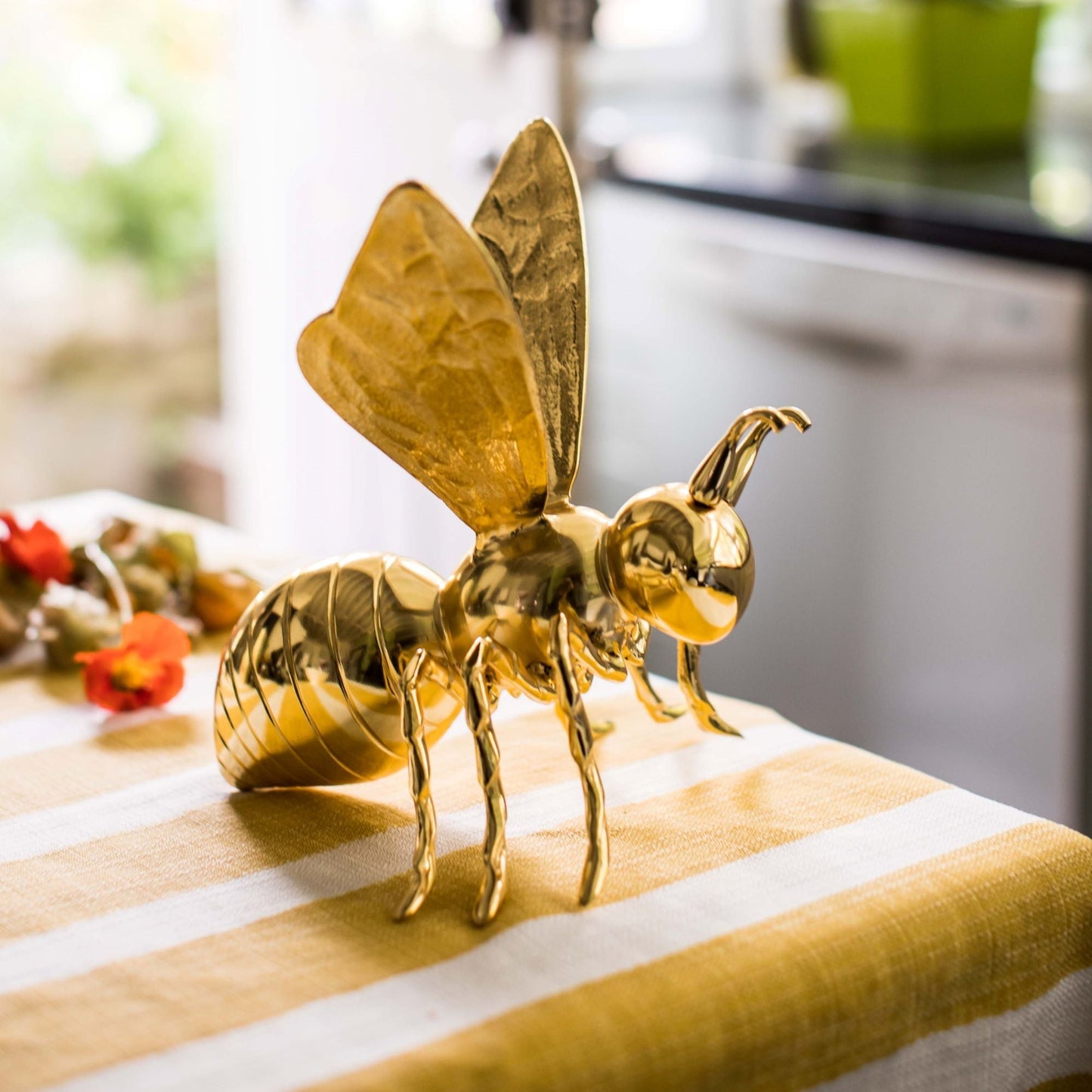 Queen Bee Gold
