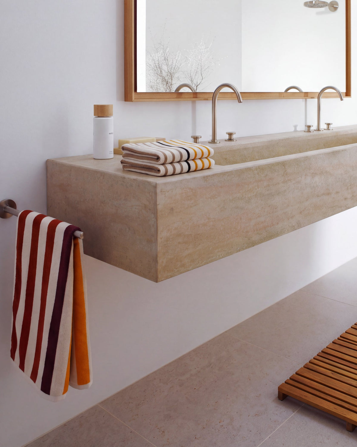 Plush Cotton Reversible Towel - Janus Cadence