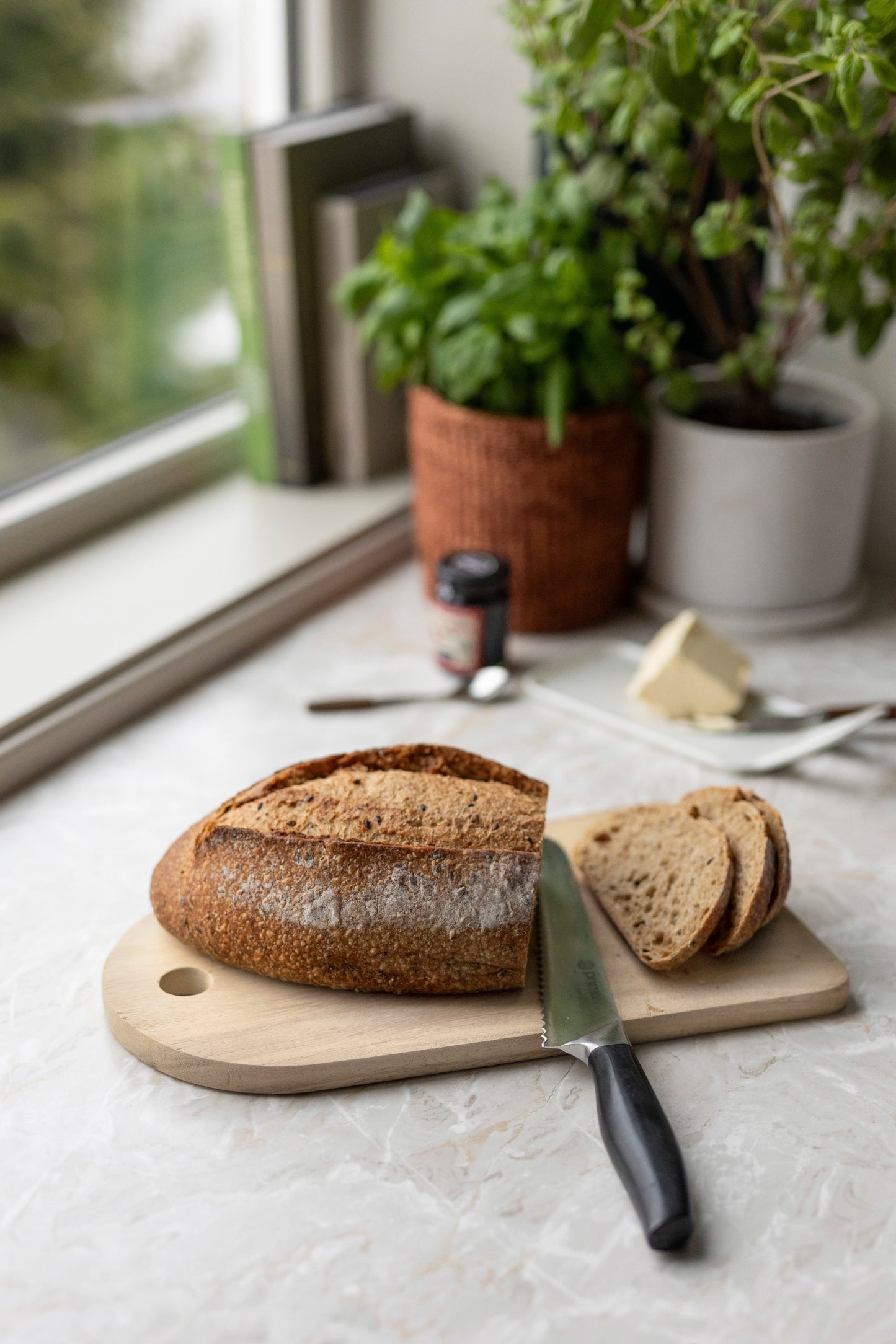 Others Arched Cutting Board - Medium