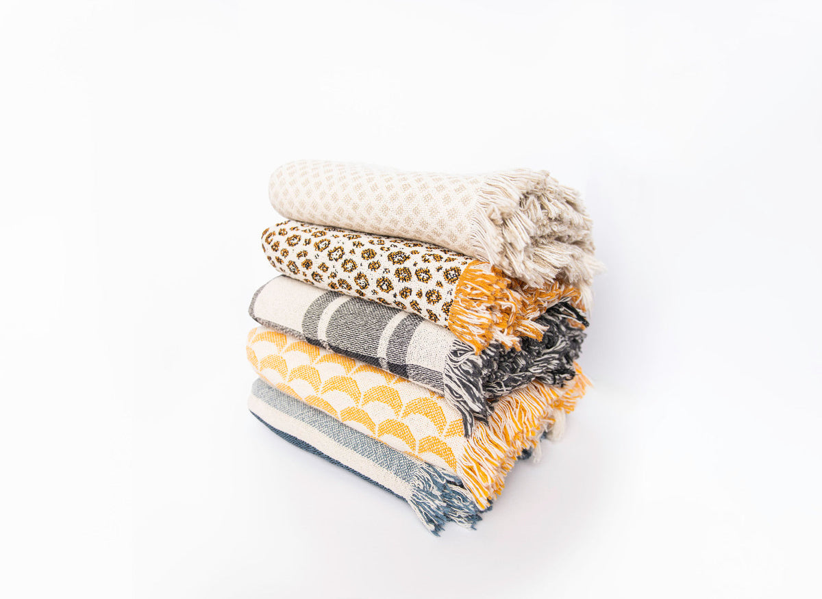Leopard Print Jacquard Woven Throw