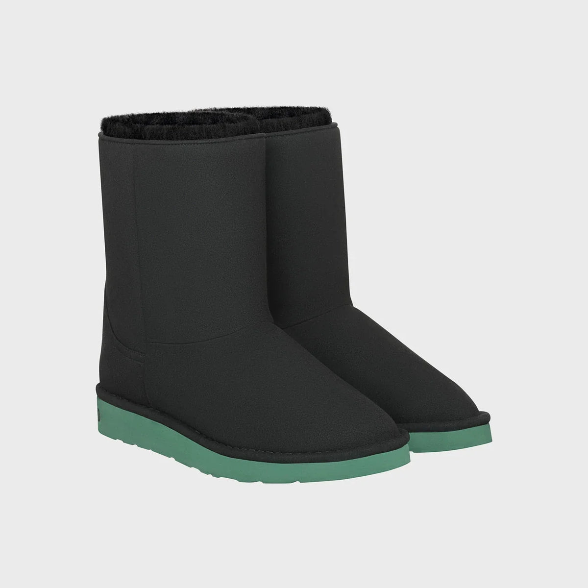 Black vegan boots with green sole – ethical and warm
