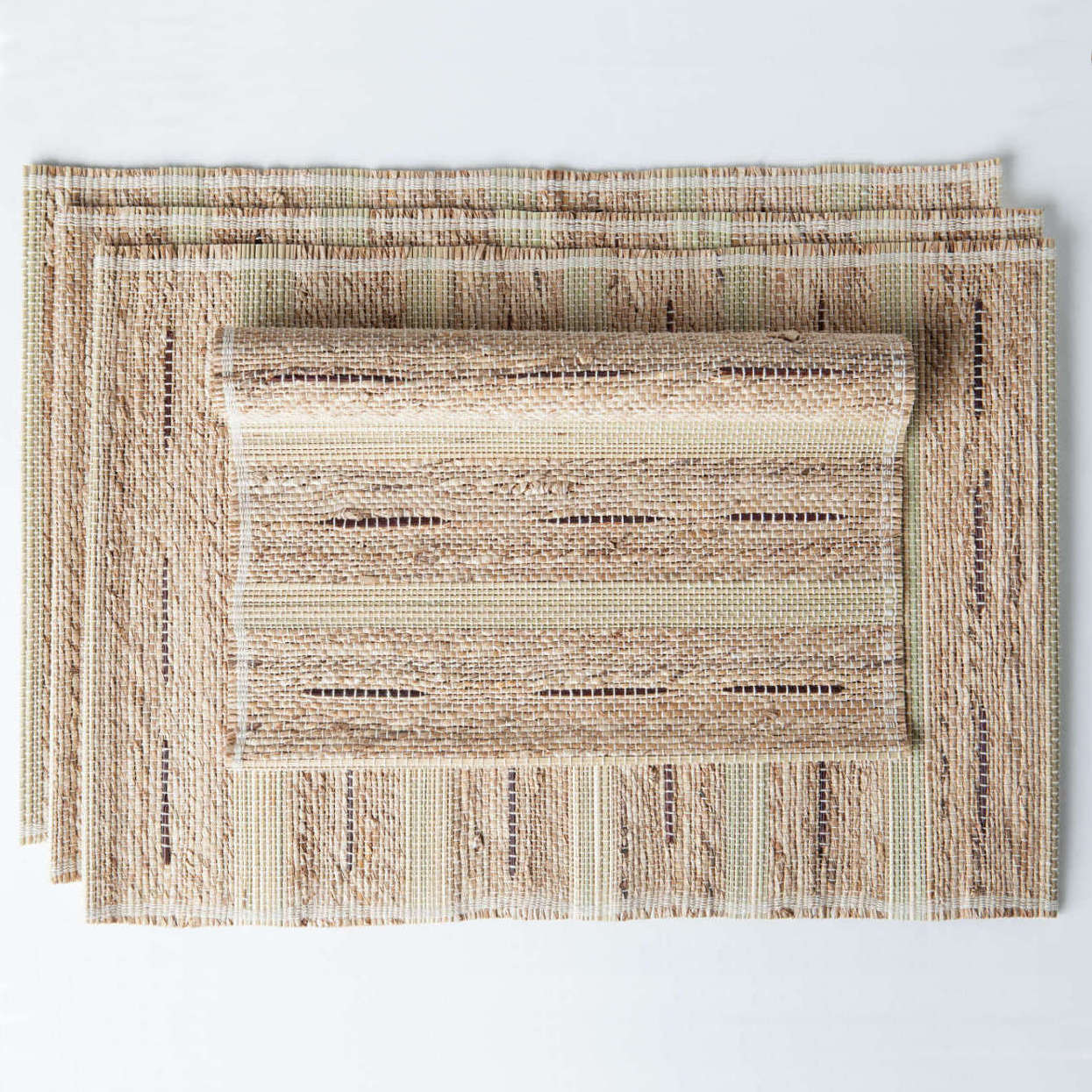 Handwoven Banana Fiber Placemats | 13″ × 19″ | Set of 4 | Fair Trade | Table Classics