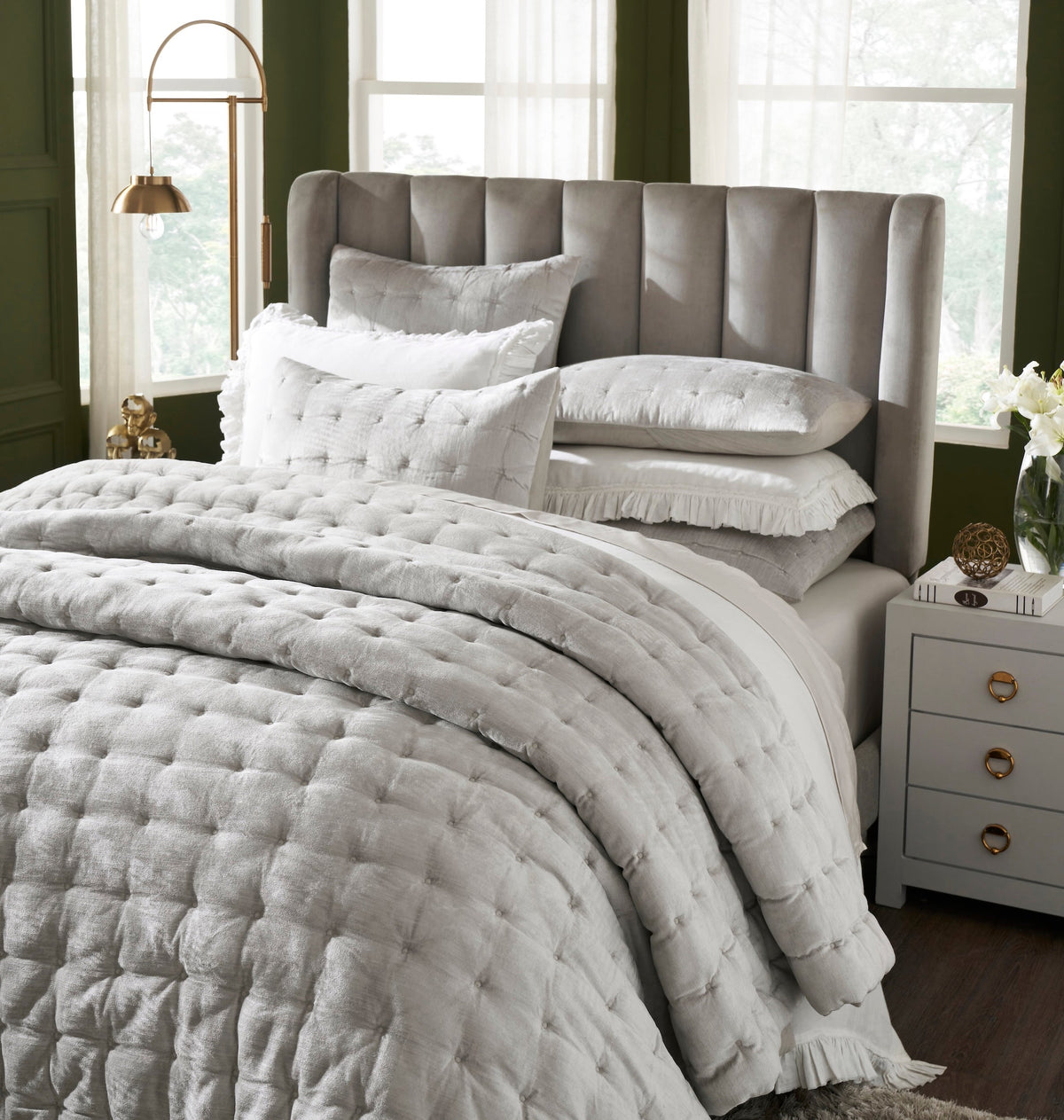 Bailey Tufted Velvet Quilt