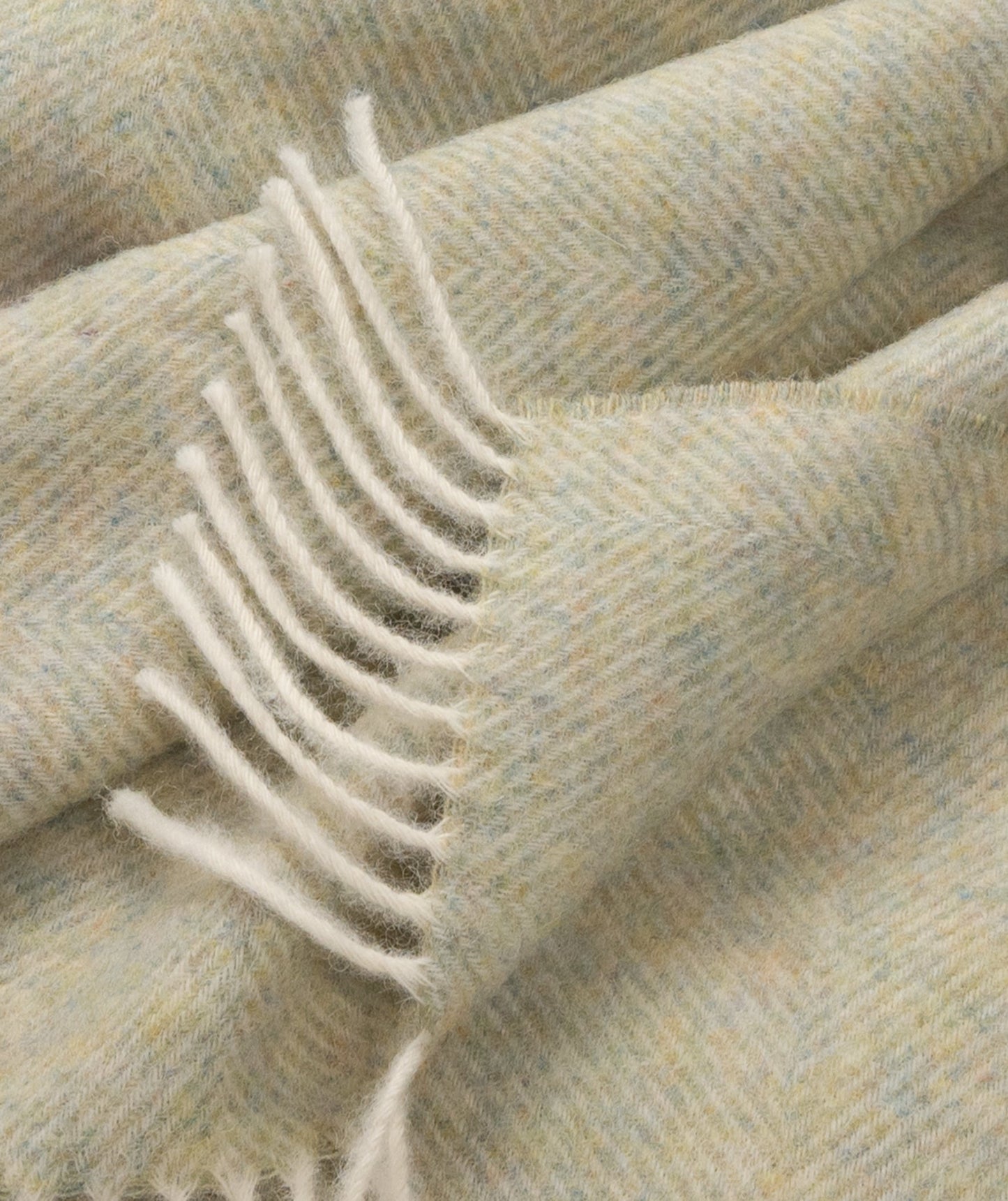 Southampton Home Shetland Lambswool Herringbone Throw – Meadow
